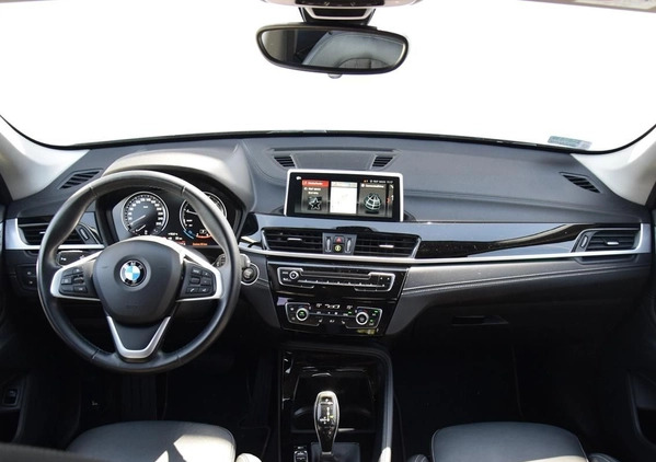 BMW X1 cena 119900 przebieg: 56380, rok produkcji 2019 z Ćmielów małe 137